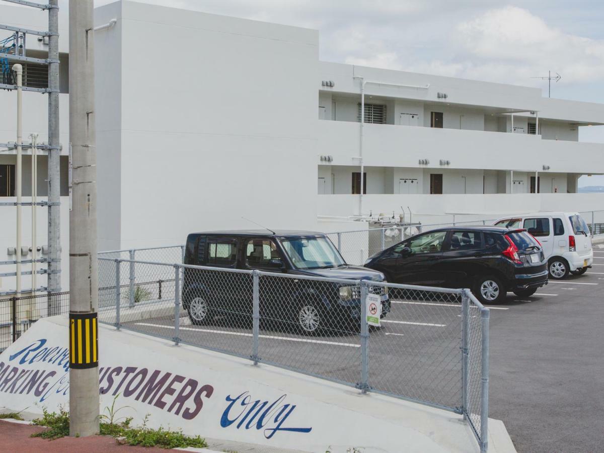 Hideout Okinawa Uruma Zewnętrze zdjęcie