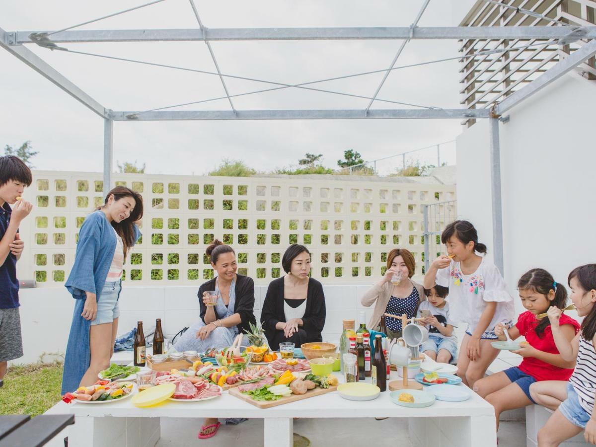 Hideout Okinawa Uruma Zewnętrze zdjęcie